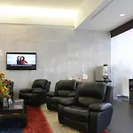 Downtown 1Br W Pool Gym Wd Nr Staples Center Lax-554